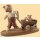 Müller Erzgebirge Bärenvater mit Kind auf Bollerwagen natur klein 10cm
